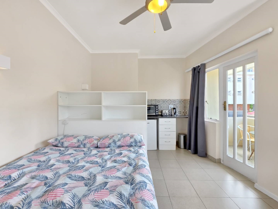 1 Bedroom Property for Sale in Gardens Western Cape